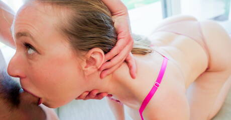 Mommy Blows Best xxx pics collection featuring Ophelia Kaan and Rob Banks in blowjob porn