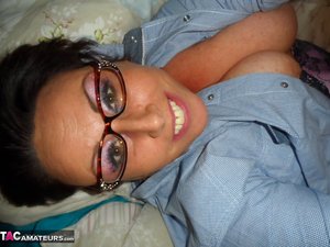 TAC Amateurs invites you to browse their free pictures with Bbw Charlie in jerking pussy porn