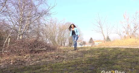 Got 2 Pee invites you to browse their free pics with Nicolette Noir in piss session